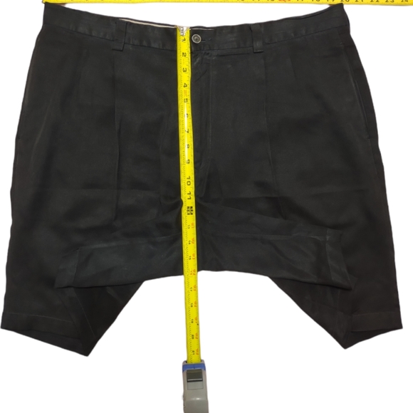 Tommy Bahama Relax Pleated Shorts Mens Size 38 Black 100% Silk - Picture 3 of 14